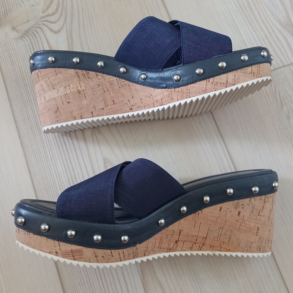 NWOB Donald Pliner Idraa Wedge Sandals - Picture 4 of 6